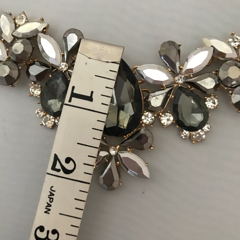 Statement Necklace - Picture 6 of 8